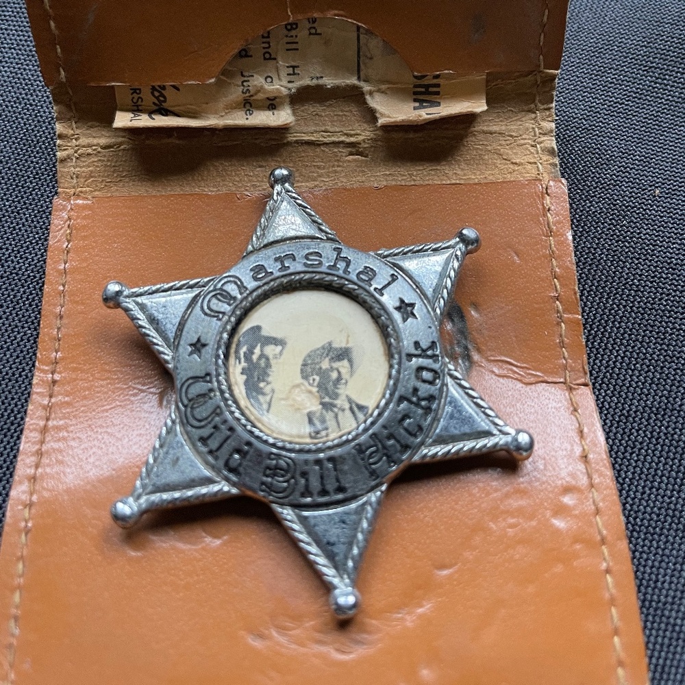 Deputy marshal WILD BILL HICKOK TV show BADGE & HOLDER
